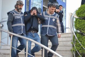 Bursa'da villa cinayeti sanıklarına verilen m&uuml;ebbet, 'iyi hal' indirimiyle 25 yıla d&uuml;ş&uuml;r&uuml;ld&uuml;