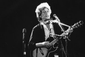 Bolton, Maduro'ya Bob Dylan şarkısıyla seslendi