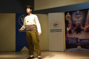 Bursa'da BAL &ouml;ğrencileri şiir de de iddialı