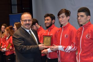Okul sporlarına Bursa Osmangazi damgası