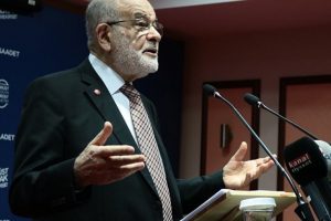 Karamollaoğlu'ndan İdris Naim Şahin a&ccedil;ıklaması