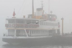 İstanbul'da sis ulaşımı olumsuz etkiliyor! O seferler iptal