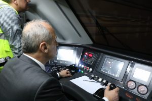 Y&uuml;ksek hızlı tren ilk defa Avrupa Yakasına ge&ccedil;ti