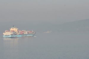 &Ccedil;anakkale Boğazı transit gemi ge&ccedil;işlerine kapatıldı