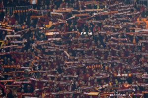 Galatasaraylı taraftara Lizbon'da g&ouml;zaltı