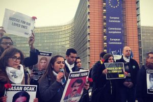 Cumartesi Anneleri Br&uuml;ksel'de: 'Pes etmeyeceğiz'
