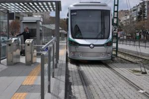 Kent i&ccedil;i raylı sistemlere bu yıl 4,3 milyar lira harcanacak