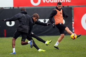 Beşiktaş taktik ve kondisyon &ccedil;alıştı