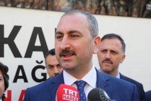 Adalet Bakanı: Adli personelimizle kan bağışında bulunacağız