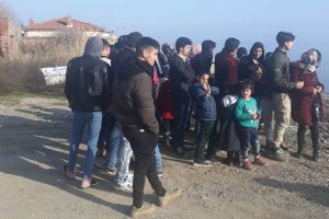 Balıkesir'de 37 d&uuml;zensiz g&ouml;&ccedil;men yakalandı