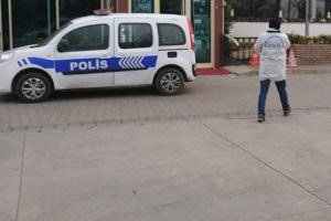Restorant &ccedil;alışanına silahlı saldırı