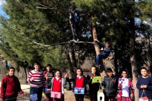 &Ouml;ğrenciler kuşlara yuva yaptı