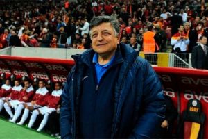 Yılmaz Vural ile Akhisarspor  anlaşamadı!