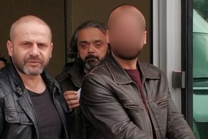 12 ayrı su&ccedil;tan aranıyordu... Bu şekilde yakalandı