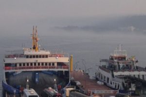 &Ccedil;anakkale Boğazı transit gemi ge&ccedil;işlerine kapatıldı