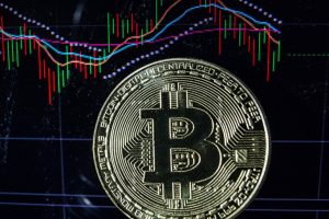 Fransa'da 10 bin t&uuml;t&uuml;n d&uuml;kkanında kripto para birimi satılıyor