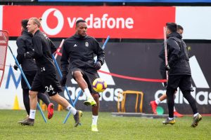 Beşiktaş'ta derbi hazırlıkları tam hız devam ediyor