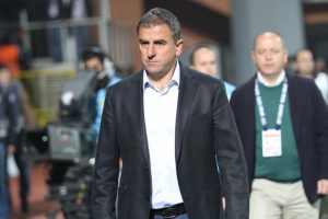 Hamzaoğlu'ndan Akhisarspor a&ccedil;ıklaması