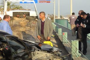 Kaza yapan alkoll&uuml; s&uuml;r&uuml;c&uuml;n&uuml;n ehliyetine el konuldu