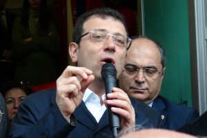 İmamoğlu: Dua edelim bu şehirde deprem olmasın