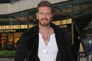 Engin &Ouml;zt&uuml;rk'ten 'Y&uuml;zleşme' a&ccedil;ıklaması