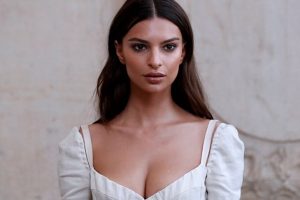 ABD'li model Ratajkowski'den skandal hata