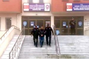Polis aranan ş&uuml;pheliyi b&ouml;yle buldu