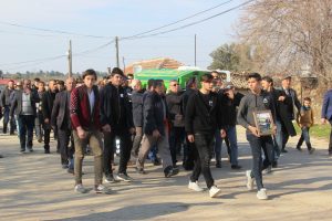 20 g&uuml;n sonra cansız bedeni bulunmuştu... Son yolculuğuna uğurlandı