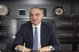 Bakan Ersoy, acentecilerle bir araya geldi
