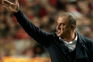Fatih Terim faturayı orta sahaya kesti