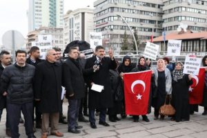 Mısır B&uuml;y&uuml;kel&ccedil;iliği'ne siyah &ccedil;elenk