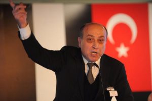 Aydoğan Cevahir, Beşiktaş başkanlığına aday olduğunu a&ccedil;ıkladı!