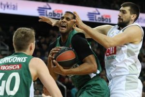 Euroleague'de haftanın MVP'si Brandon Davies!