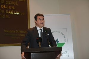 AK Parti Bursa Osmangazi'den g&ouml;vde g&ouml;sterisi