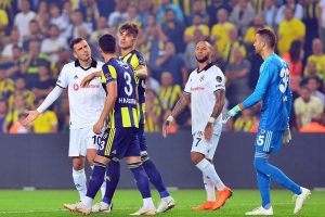 Fenerbah&ccedil;e Beşiktaş deplasmanında kazanamıyor