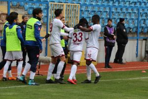 Elazığspor 3 puanı 3 golle aldı!