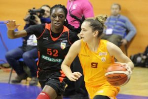 Galatasaray son &ccedil;eyrekte a&ccedil;ıldı