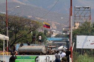Kolombiya-Venezuela sınırında tansiyon d&uuml;şt&uuml;