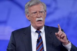Bolton, K&uuml;ba'daki anayasa referandumunu hedef aldı