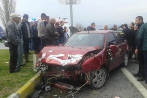 D&uuml;ğ&uuml;n konvoyunda feci kaza: 5 yaralı