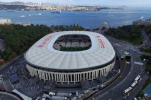 O yollar derbi i&ccedil;in kapatıldı