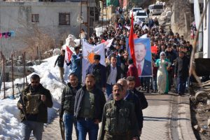 Aşiretlerden PKK ve HDP karşıtı y&uuml;r&uuml;y&uuml;ş