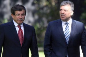 "G&uuml;l ve Davutoğlu'nun parti kuracağı konuşulurken yenibirparti.org adlı site yayına başladı"