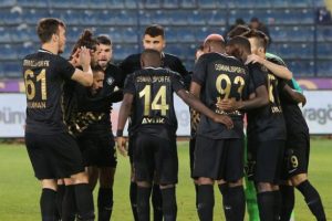 Osmanlıspor zirvenin yeni sahibi oldu!