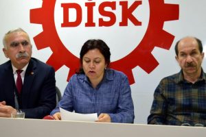 Adaylığı d&uuml;ş&uuml;r&uuml;len Mehmet Ali &Ccedil;alkaya'ya sendika ve odalardan destek