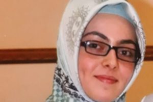 2 yaşındaki kızını alıp, evi terk etti... Haber alınamıyor!
