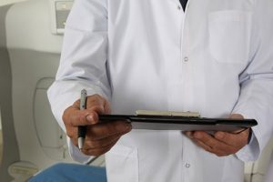 SGK, sahte doktorlara karşı harekete ge&ccedil;ti