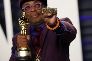 Oscar alan Spike Lee'ye Trump'tan su&ccedil;lama: Başkanına ırk&ccedil;ılık yapıyorsun
