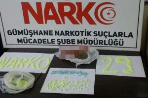 Uyuşturucu operasyonu: 2 g&ouml;zaltı