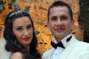 Emre Aşık ve eşi Yağmur Aşık boşanıyor